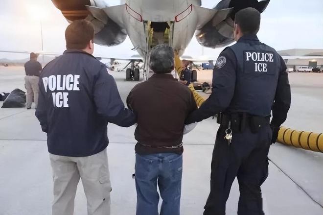 “润人”要倒霉了？美国二次包机遣返中方非法移民我方迅速表态(图12)