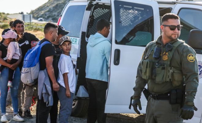 九游娱乐：美国将不再为多国移民延长合法居留计划(图3)