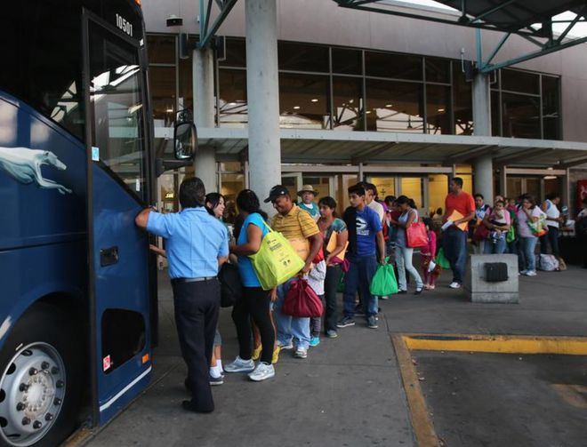 九游娱乐：美国将不再为多国移民延长合法居留计划(图5)