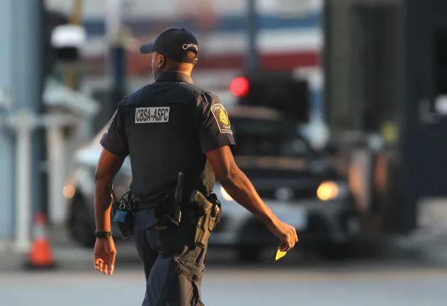 每月拒绝3000+外国人入境加拿大突然收紧移民政策(图7)