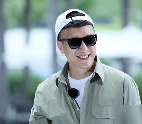 事实证明！被传移民海外三年销声匿迹的孙红雷活得自在且明白(图5)