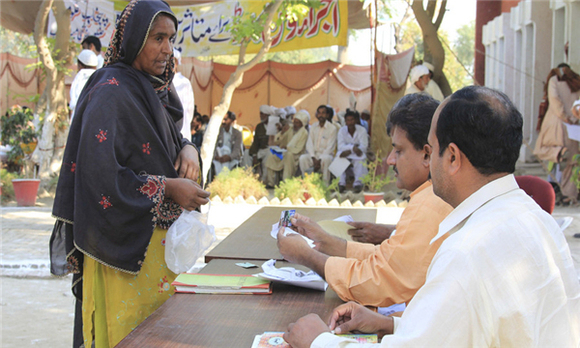 九游娱乐：新移民政策具体是怎样(图1)