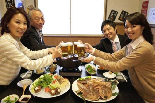 这82万中国人手握中国护照和日本长居签证究竟是为什么？(图18)