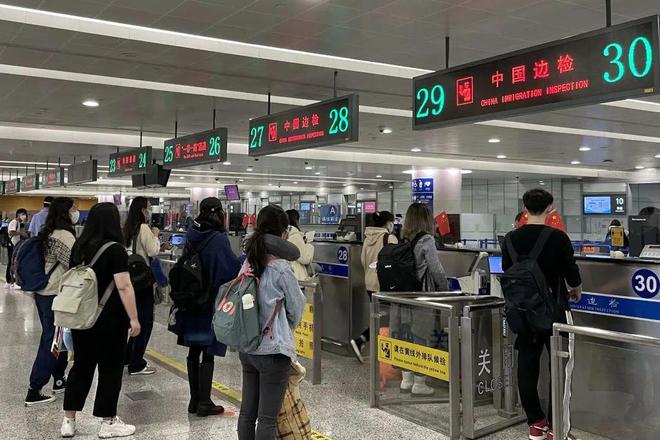 重大突发！中国官宣爆炸性入境新政澳洲等数十国全部在内！(图12)