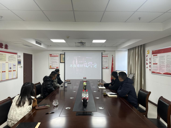 九游娱乐文化：宁国市水库移民服务中心开展警示教育宣传活动(图1)