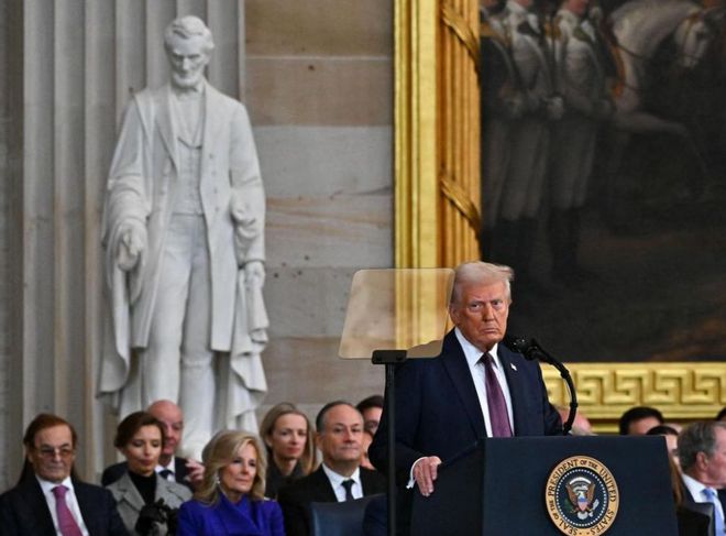 特朗普归来美国移民的天塌了！润人往国内回流我们该不该收？(图6)