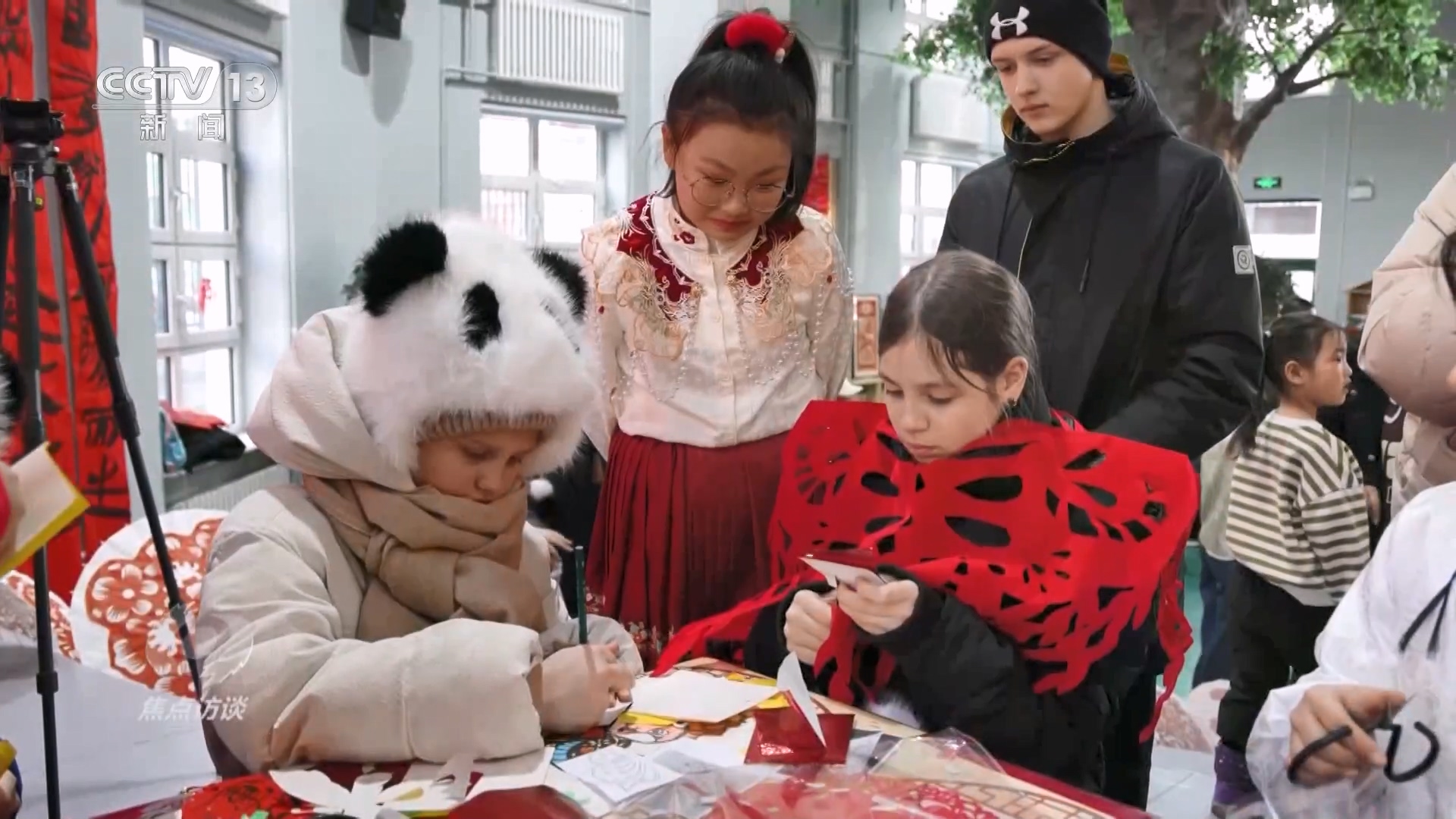 九游娱乐：焦点访谈｜“中国游”爆火外国游客爱上中国的理由竟然这么多！(图8)