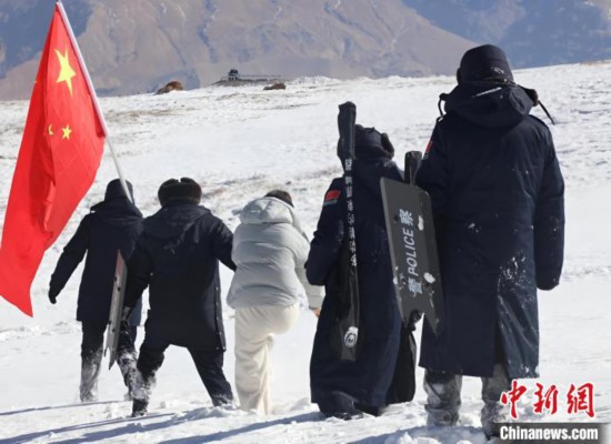 中尼边境线上的元宵“云团圆”：坚守与温情的交织(图1)
