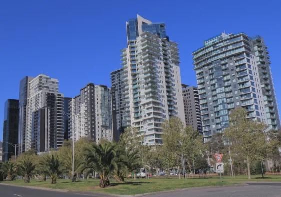 失控！澳洲学生签疯狂放水！政府“收紧移民”成玩笑？(图4)