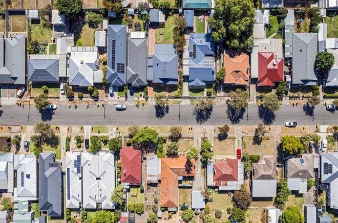 澳大利亚突下狠手！买房移民路子走不通限购令成“割韭菜镰刀”(图2)