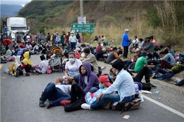 九游娱乐文化：危地马拉接收6000余遣返移民多数来自美国(图1)