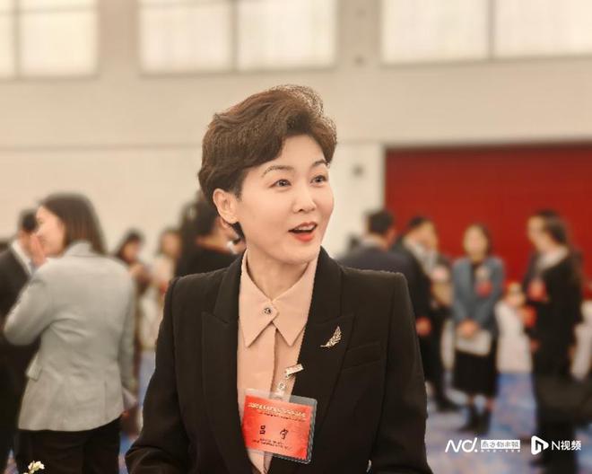 九游娱乐文化：国家移民管理局发言人谈外国人免签来华：144小时没玩够！(图1)