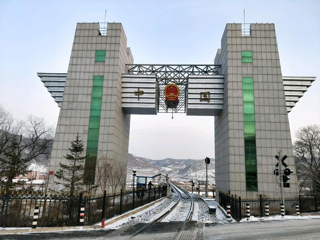 我国现设有五个副局级的遣返中心主要负责非法移民遣返工作(图4)