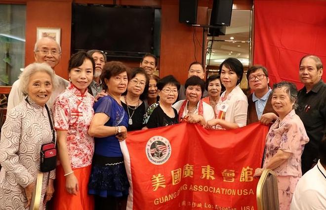 “中华胶”的渴望：希望中国开放移民管理让海外华人回流祖国(图9)