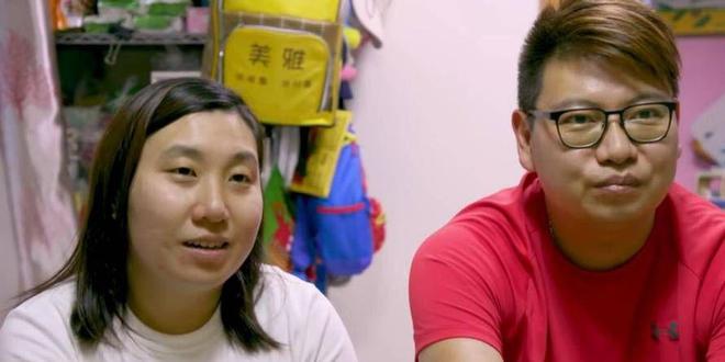 九游娱乐：香港女教师放弃4万月薪和丈夫移民英国后当起了流水线工人(图4)