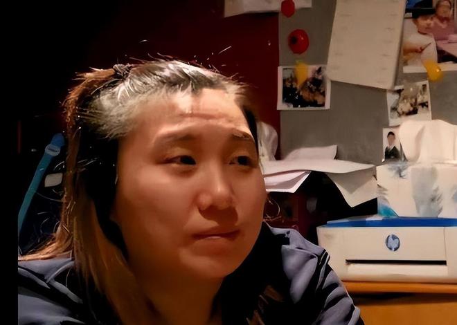 九游娱乐：香港女教师放弃4万月薪和丈夫移民英国后当起了流水线工人(图3)