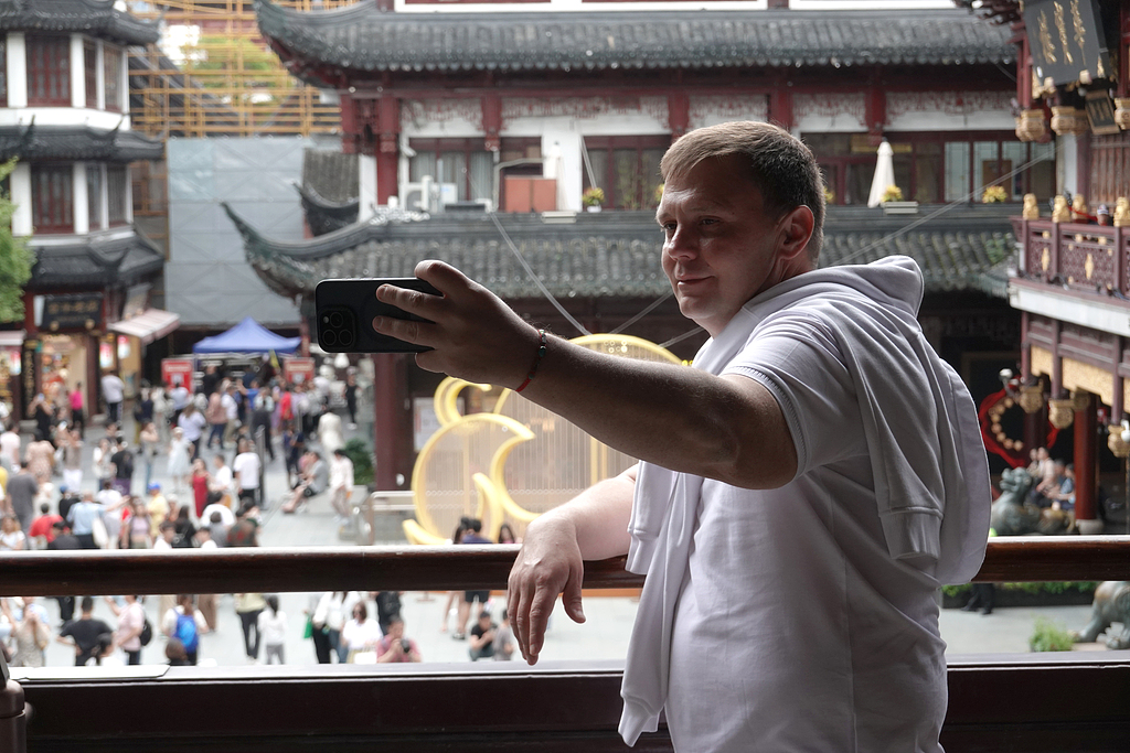 九游娱乐：3天→6天→10天过境免签政策再升级！“下一站中国”又火了(图2)