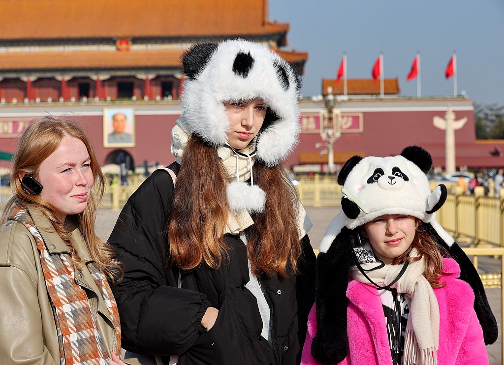 九游娱乐：3天→6天→10天过境免签政策再升级！“下一站中国”又火了(图3)