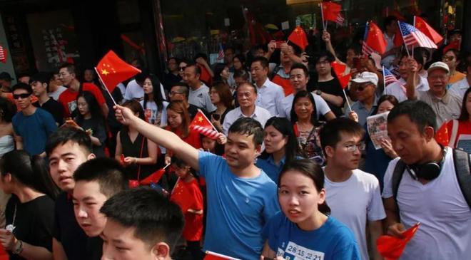 渴望回归祖国的“中华胶”呼唤中国开放移民建立“第二家园”(图5)