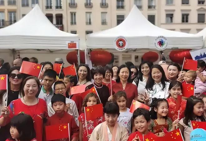 渴望回归祖国的“中华胶”呼唤中国开放移民建立“第二家园”(图10)