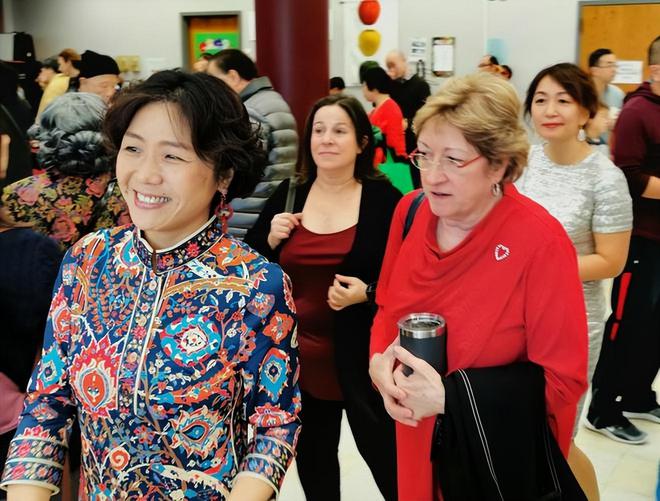 渴望回归祖国的“中华胶”呼唤中国开放移民建立“第二家园”(图17)