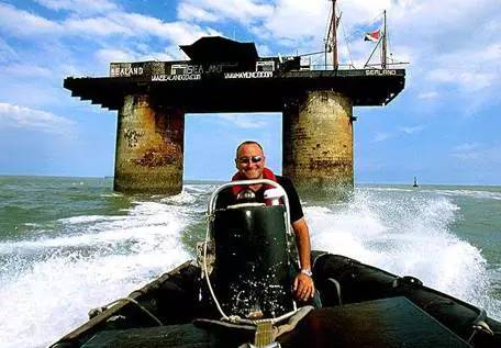 只有两人的世上最小国家将迎来上千移民(图13)