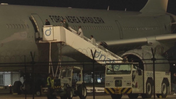 53万在美移民身份被撤销43国公民面临入境限制美国移民政策升级(图2)