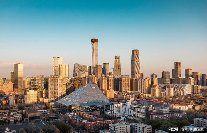 俄罗斯人大量涌入中国！上万移民在此定居真相让人深思(图5)