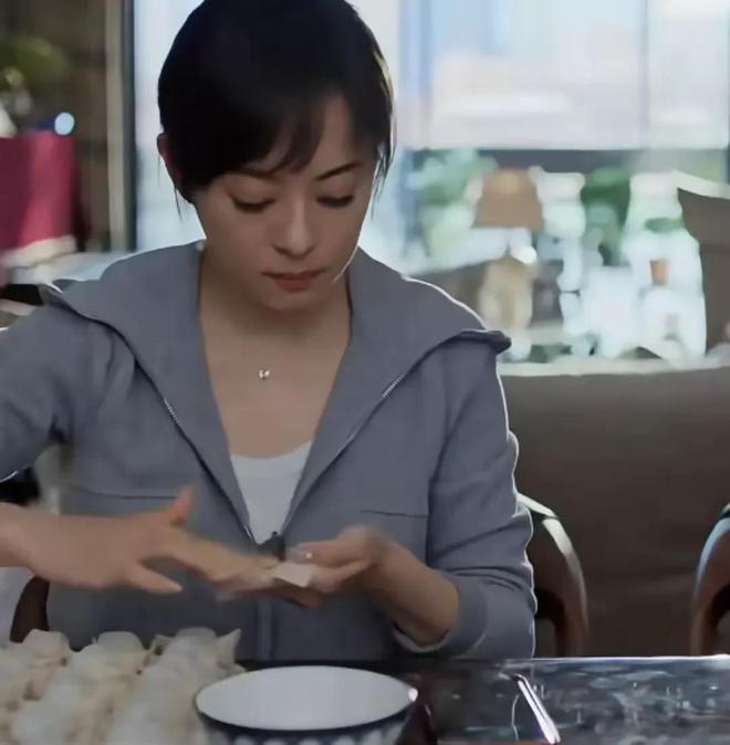 多人爆料孙俪全家移民国外10年前开始铺路难怪女儿去英国比赛(图8)