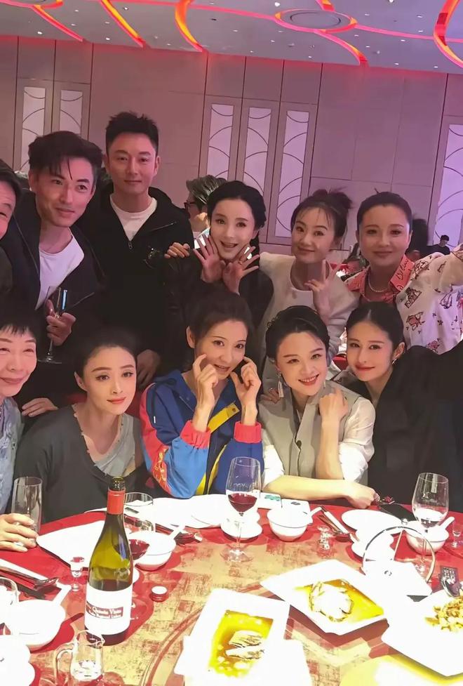 多人爆料孙俪全家移民国外10年前开始铺路难怪女儿去英国比赛(图14)