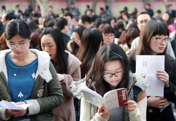 九游娱乐：中日“抢人”大战？日本不欢迎外国移民但每年都吸纳大量中国人(图4)