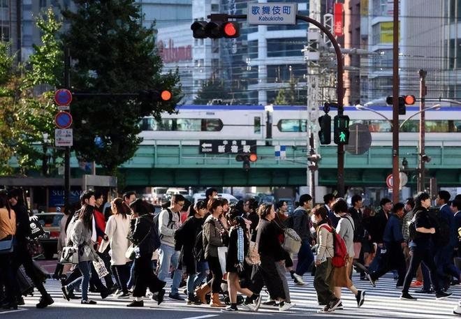 中日“抢人”大战？日本不欢迎外来移民为何每年吸纳大量中国人(图4)