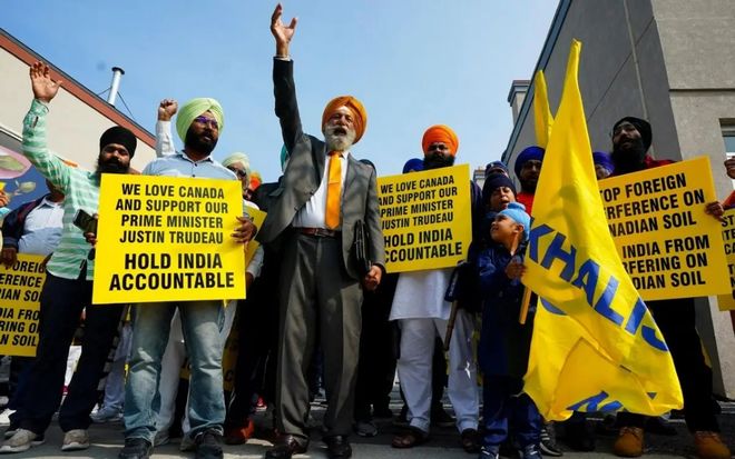 印度移民正在加拿大疯狂建神像越建越高！加拿大人要绷不住了(图2)